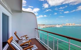 فندق كوين إليزابيث 2